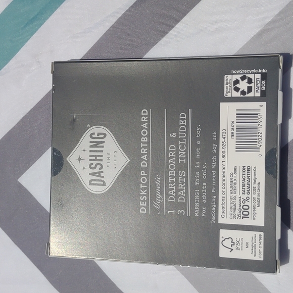 🎁 🆕 desktop magnetic mini dart board gift set - Picture 6 of 7